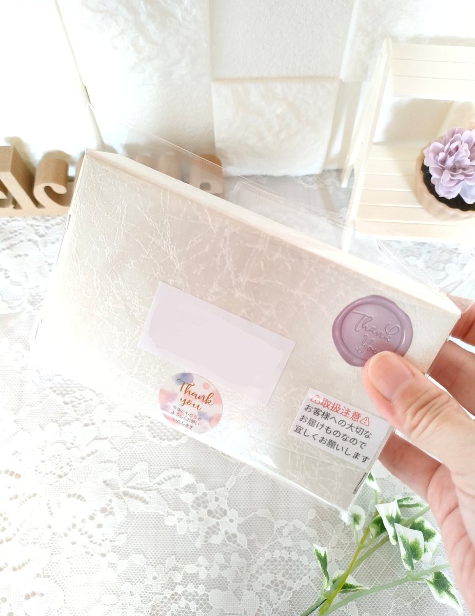 PA21274058's tweet image. 爽やかな組み合わせの品をご購入頂きました❀°*

最近は雨続きなので、防水のために、梱包して、さらにその箱をクリアパックへ入れて発送しています❅°*

#ハンドメイド #handmade #handmadeaccessory #ハンドメイドアクセサリー #かぎ針編み
 #編み物 #レース編み #ピアス #イヤリング