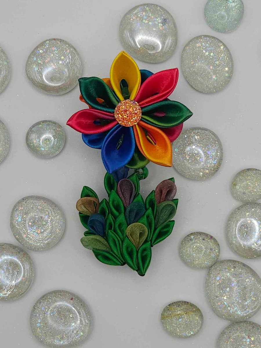 Badge Reel Clip - Excited to share the latest addition to my #etsy shop: Badge Reel Clip - Rainbow 2 etsy.me/46Dt9rl #rainbow #green #satinribbon #badgeclip #lanyard #kanzashi #bows #flowers #kanzashibadgeclip #organzaribbon #badgereel