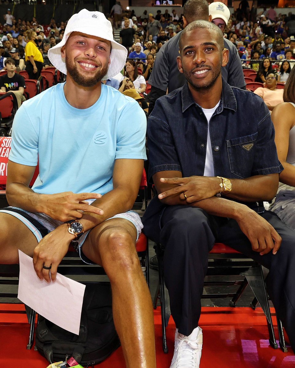 NBCSWarriors's tweet photo. Steph 🤝 CP3

[via @NBA] https://t.co/5ZAly84bP2