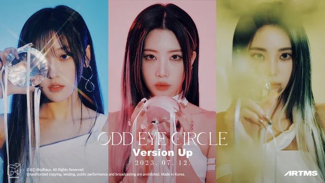 lippieduhh's tweet photo. LOONA ODD EYE CIRCLE Version Up giveaway!

How to enter 
- Must follow me 
- Must follow artms on twitter and youtube
- Must like and rt this tweet
- Must show proof for the above requirements

This ends on 07/16 
good luck y’all ❤️💙💜 https://t.co/HlBHZVexHG