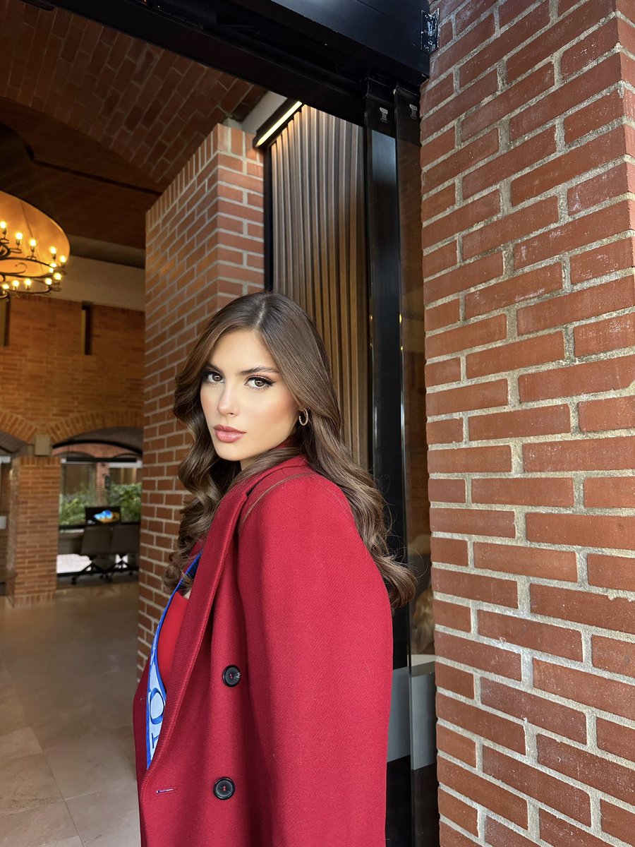 sofia_osio's tweet image. Inspi(red)