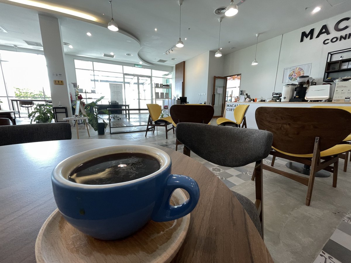 CurryKhoo's tweet photo. Getting my black and checking out the venue for the next event by @NFTcityWiki in Penang.
Planning one end of the year with few partners from this region; Taiwan, Sg, TH. #AsiaBridgeSummit #NFTcity #TechEcosystem https://t.co/mBdgTliY3K