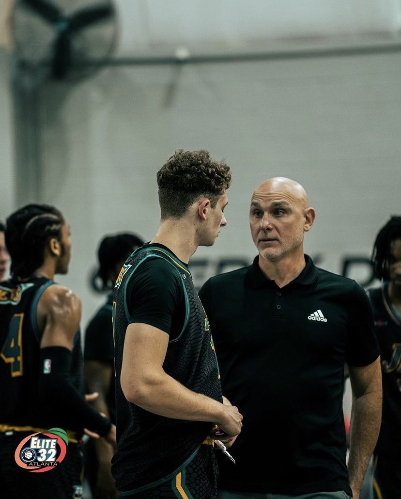 JuddThoma's tweet image. #jetfam