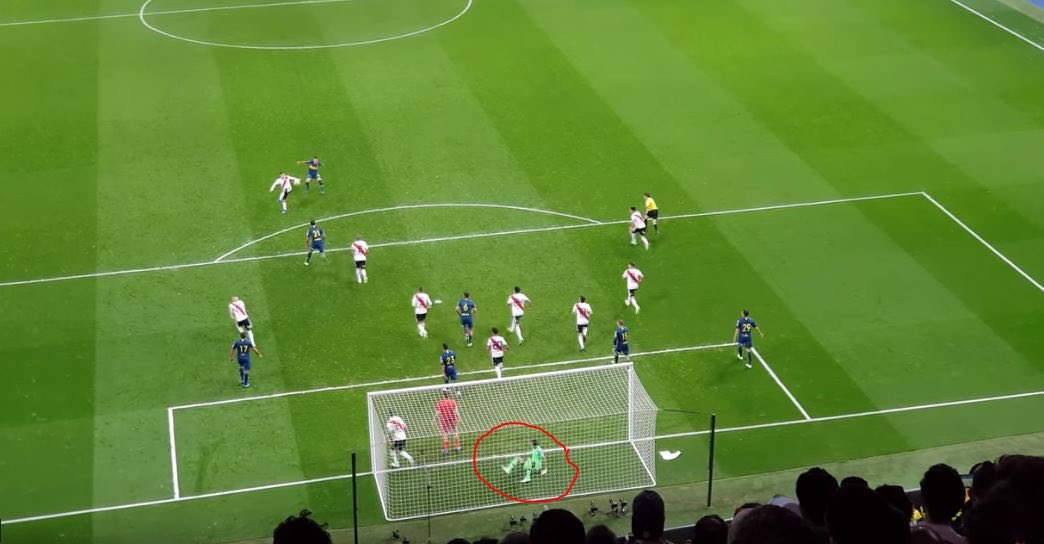 Pépito is out (09:12:18)