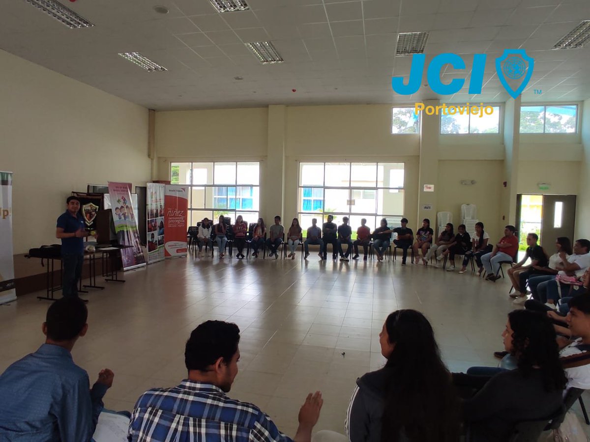 JCIPortoviejo's tweet photo. Antes de ser líder, el éxito solo se trata del crecimiento propio. Una vez que te vuelves un líder, el éxito se define por el crecimiento de otros.
—Jack Welch

El día de ayer, en el proyecto de Lider Up, en el cantón Santa Ana, se realizó dos capacitaciones. https://t.co/qOSUUOOPY8