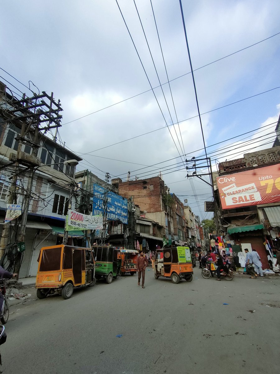 aqibirshad's tweet photo. #Lahore
#Heritage
#BookBazar
#NewAnarkali

- 9th July, 2023. https://t.co/b3jMTr1G3z