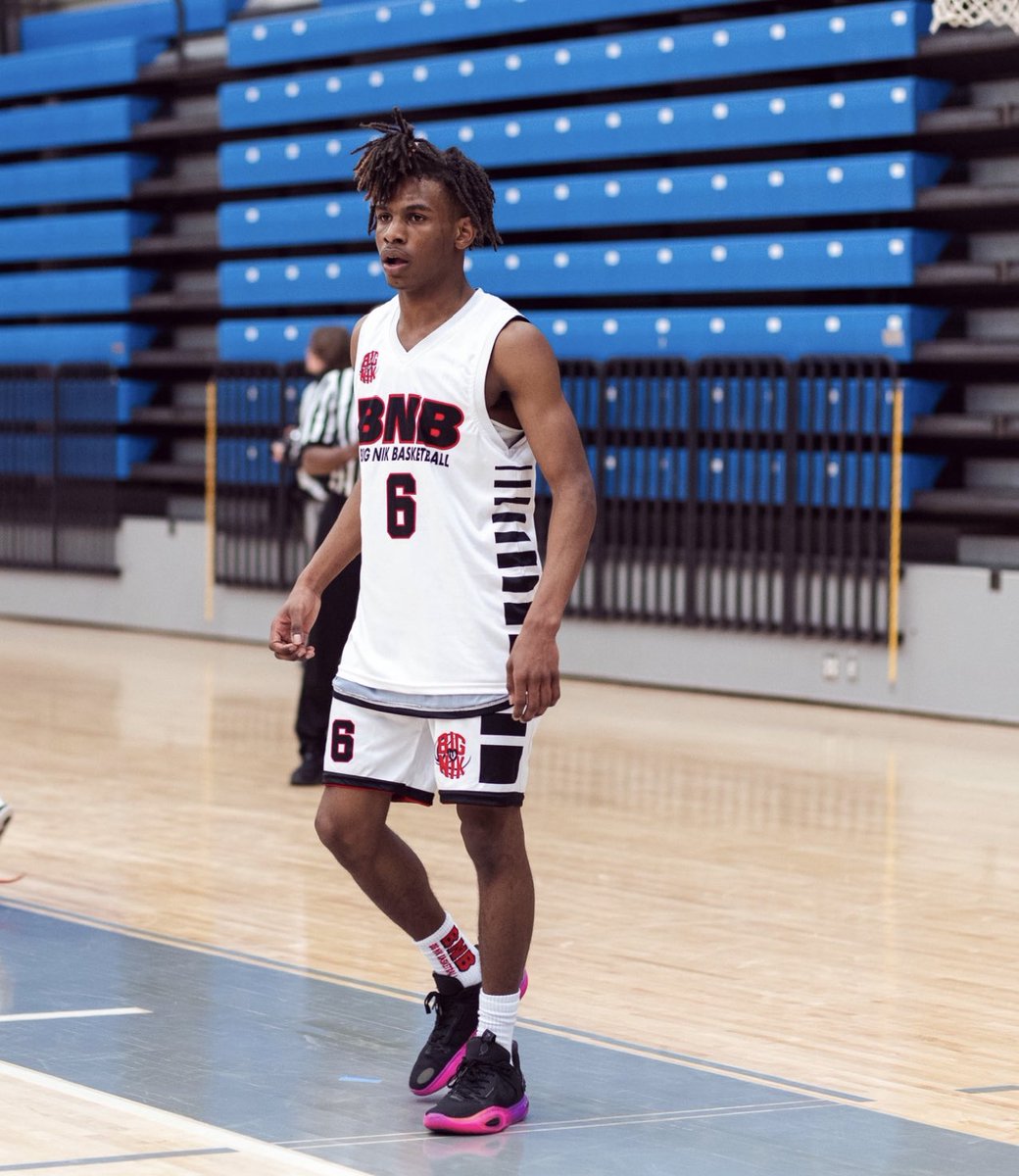 _BNBfamily's tweet photo. BNB 16U leading scorer and rebounder for the weekend in Chicago! #TheLastDance @PHCircuit @PrepHoopsMI @PrepHoops  @Johnson8James One of the hardest workers on offense/defense! Concluded the weekend with a 15pt 12 reb performance. After scoring 17pts Sunday morning. #AllHeart https://t.co/t6vO90F1uF