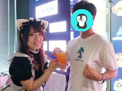 bara_BONSAI's tweet photo. そういえばこの前の #NEONFT のイベントで「BONSAI Tシャツ」着ていったのですが、めちゃめちゃ好評でした🌳
僕もこの正面のピクセル盆栽結構気に入ってます。これの半懸崖verだったり、直幹verだったり自分で作ってみようかな…🤔
(写真メイドさん: @___aO127 ) https://t.co/Fggk6q9qJZ