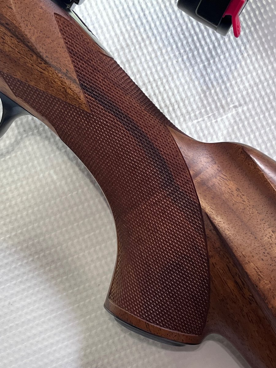 UllmanPrecision's tweet photo. It's Monday! Make something worth looking at!
This week we are revisiting the bench of the late Jerry Fisher.
There's just nothing better than a beautiful stock showcasing straight lines and pointy diamonds!
#ullmanprecision #makeitmonday #MondayMotivation #checkering https://t.co/caXzbd5EUK
