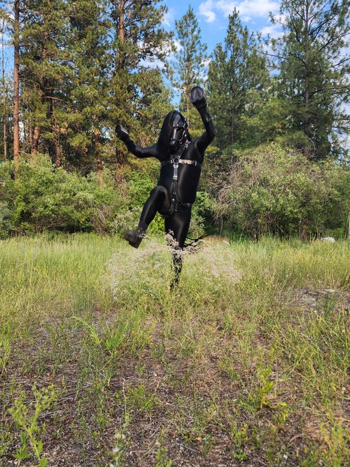Soot's got hops! Jumping training in progress...video coming soon.   #ponyplay #pony #ponyboy #humanpony<a href="/tag/leather"class="tags"><span>#leather</span></a><a href="/tag/bdsm"class="tags"><span>#bdsm</span></a><a href="/tag/mountains"class="tags"><span>#mountains</span></a><a href="/tag/cosplay"class="tags"><span>#cosplay</span></a><a href="/tag/fetish"class="tags"><span>#fetish</span></a><a href="/tag/outdoors"class="tags"><span>#outdoors</span></a>