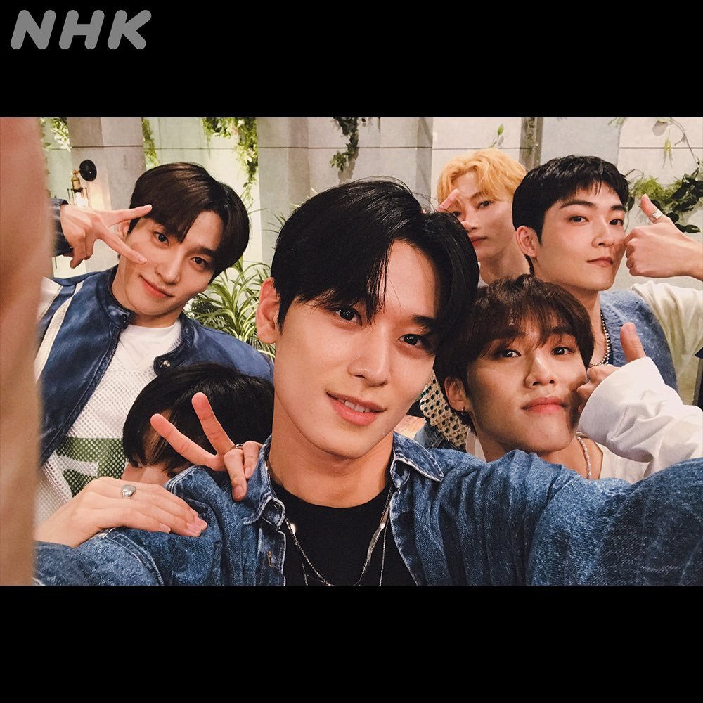 ititigo_115's tweet photo. 등뒤에 다람쥐는 키우시는 거에요²다......... https://t.co/IXd8Xc9eJF