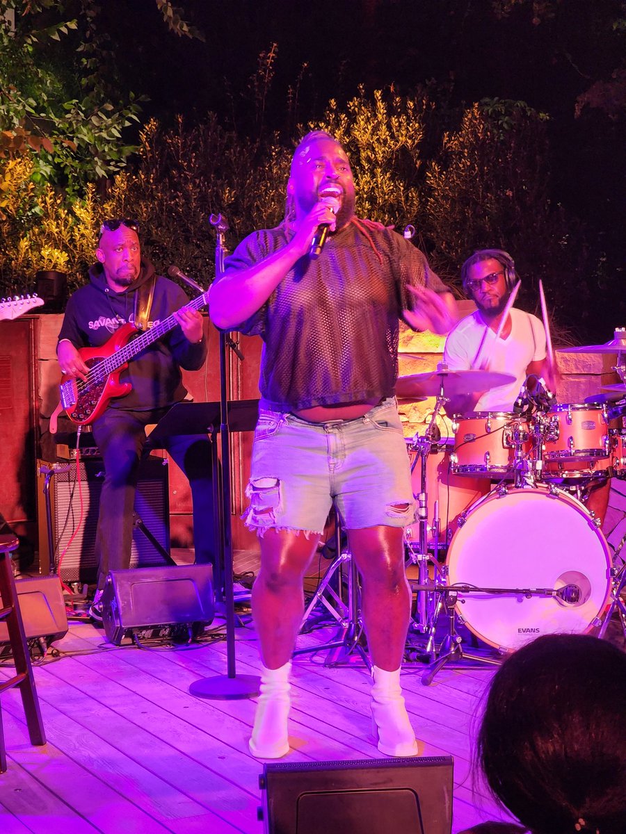 JrockDaParty's tweet photo. Images of #MykalKilgore from a free concert Sat Jul 8th at Little Island in NYC https://t.co/AJF0oRu67D