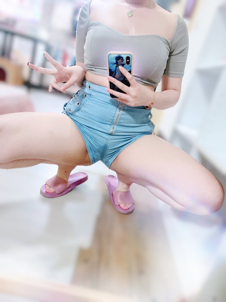 前天有人問說做這個一週挑戰，不會濕出來嗎？
答案是會🥺🥺🥺
又一個被發現就社死現場 https://t.co/rR4H03vETP