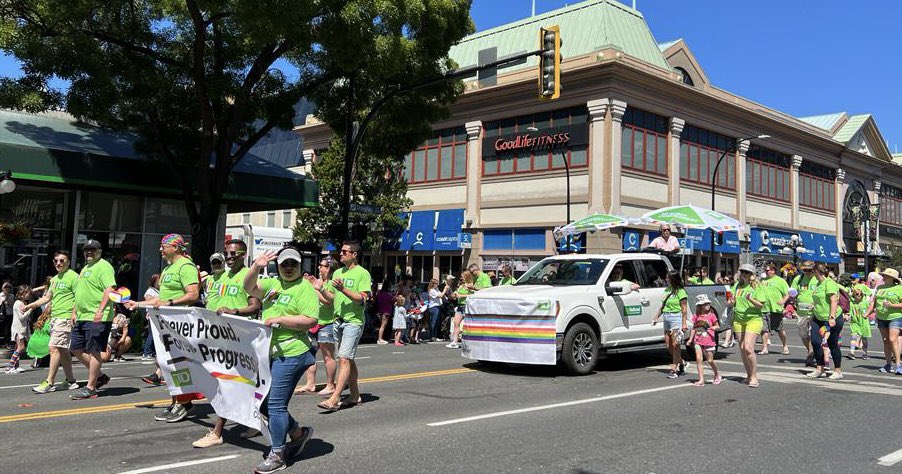 What a great @CityOfVictoria pride parade. Proud to have the #VI2theSkyTeam @TD_Canada encouraging diversity and inclusion by supporting this event