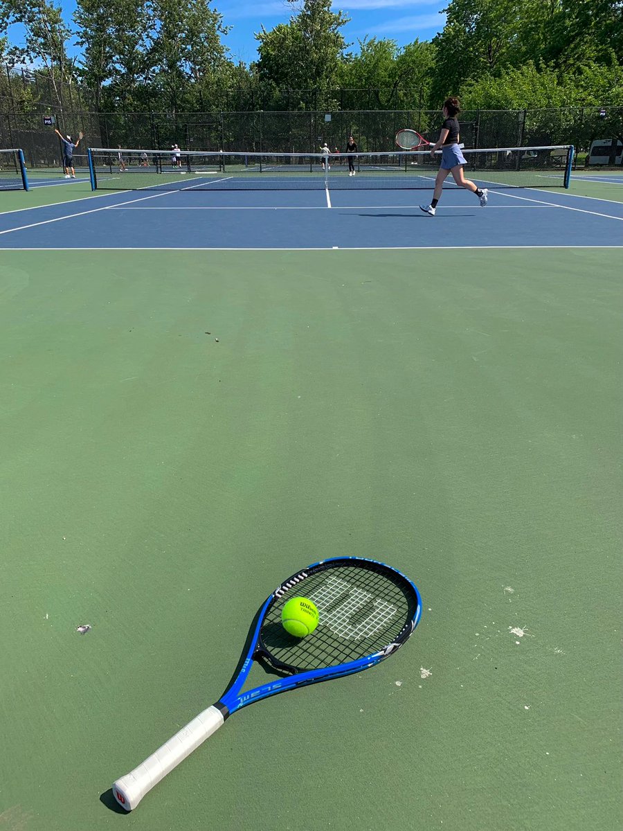Erin3210's tweet image. Happy tennis, healthy body, achievement sunshine child, your serious look is so cute 🎾📷#tennis #tennis court #tennis racket #tennis tournament #tennis rules #serve #balance skills   #Tennis Academy #Tennis Open #Tennis Tips