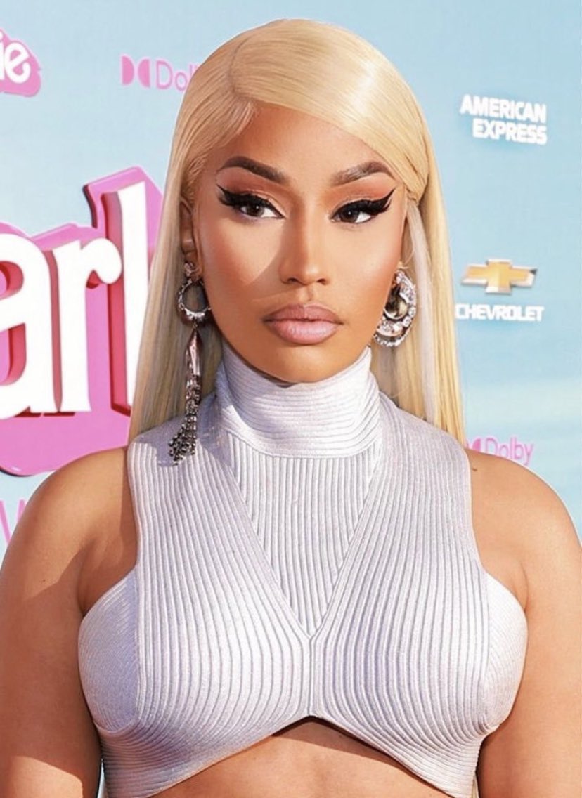 __JMillyyy's tweet image. Category is… FACE! 😍😍😍😍