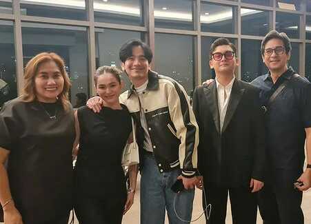 popoy__gonzales's tweet photo. joshua garcia with barbie imperial &amp; dj jhaiho at seth fedelin's 21st birthday party last night! 🎈

@iamjoshuagarcia https://t.co/0EuhMWWmu4