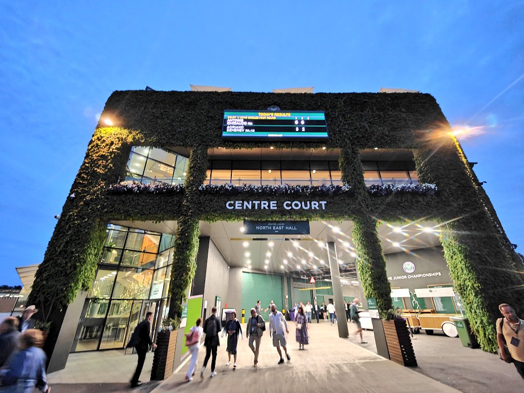 marksmcneill's tweet photo. #Wimbledon

What an amazing day 👏👏

@OPPOMobileUK 

OPPO find X5 pro 😃

#oppofindx5pro 

#oppowimbledon https://t.co/LZCw2Dxvpe