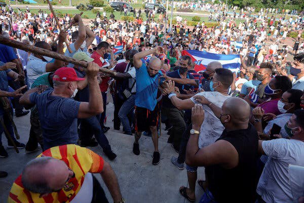 <a href="/PartidoPCC/">Partido Comunista de Cuba</a> #11JVive 
#LibertadParaLosPresosPoliticos