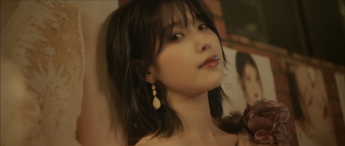 jieunbbyy's tweet photo. your museum date 🧡 https://t.co/x39dhX4ZNi