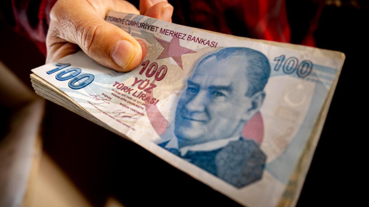 cnnturk's tweet photo. Emekliler zam oranının artırılmasını istiyor: Gözler Erdoğan'da! https://t.co/b93GmEVoBF https://t.co/McPDOyHR5A