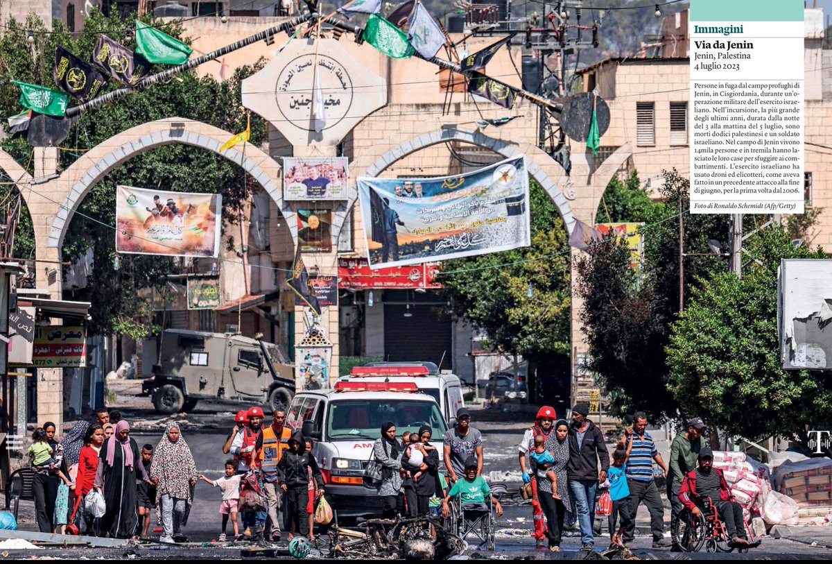 francofontana43's tweet photo. “La violenza inaudita di Israele”
L’editoriale del Guardian
Tradotto e ripreso da @Internazionale che pubblica anche una foto di palestinesi del campo profughi di Jenin, in fuga anche da lì. https://t.co/lx41TiufDP
