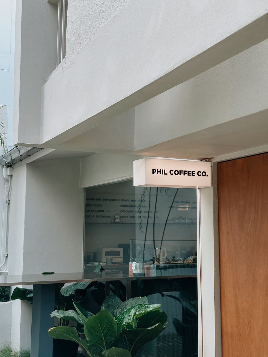 Relationtripsss's tweet photo. #คาเฟ่เปิดใหม่ สดๆ ร้อนๆ
PHIL COFFEE สาขาใหม่พระราม 9 
ฟีลโฮมมี่ ! เจอแบบนี้ต้องพุ่งตัวมาเลย
SPACE สวยมากๆ
📍ร้านอยู่ระหว่างพระราม 9 ซ. 60 
-62 
⏰ ช่วงนี้ Soft Opening ร้านเปิด พุธ - อาทิตย์ 
( หยุดจันทร์ / อังคาร ) จอดรถหน้าร้านได้ 5 คัน ไม่ก็จอดข้างทางซอยข้างๆ
#cafehoppingbkk https://t.co/AJDlaZNpuQ