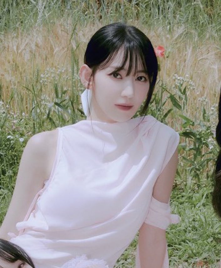 attack_pink's tweet image. 아 꾸라
진짜 너무 이쁘고 고급스럽게 생겼어 ㅜ_ㅜ 。。 ♡