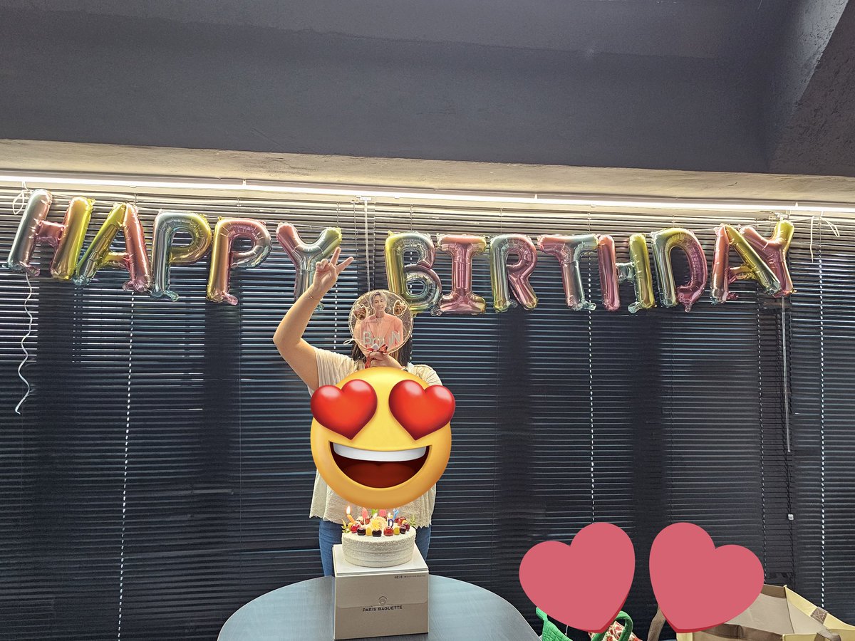 MoToLi7's tweet photo. Boun🎂🎂🎉HappyBirthday🎉

#KoreaBroccoli
#HappyBirthdayBoun
#Boun_없는_생일파티
#BounBirthdayParty
#HappyBounDay https://t.co/NQgoYUXeLB