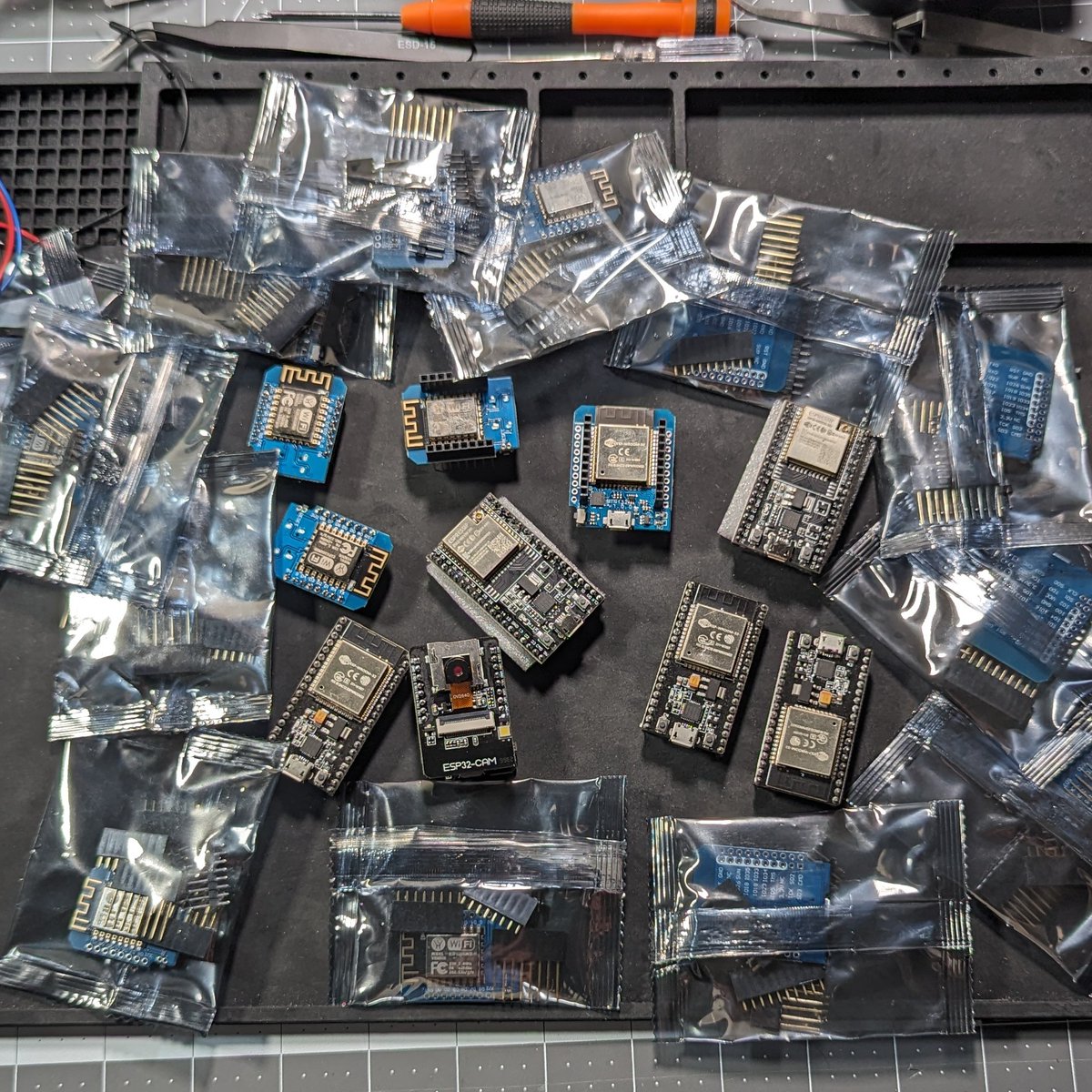 463n7_57's tweet image. I swear I don&apos;t have a problem... #esp32 #esp8266