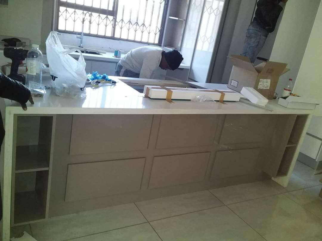 M O R E M A | M O G A L E tweet media