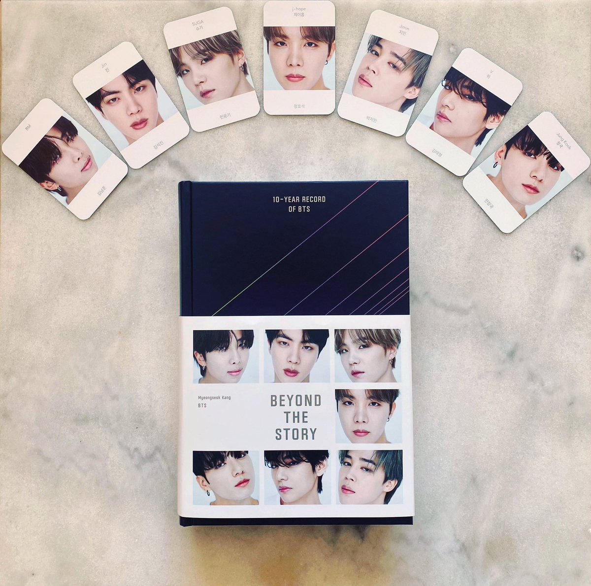 HayleyMillroy's tweet photo. It’s here!!! 😍 
It came with photo cards too 🥹
I can’t wait to get stuck in and go through a roller coaster of emotions! 💜
#bts #btsarmy #btsbeyondthestory #book #photocards #10yearsofbts #btsbook #bangtansonyeondan #사란해 #RM #Jin #Suga #Jhope #Jimin #V #Jungkook #IPurpleYou https://t.co/Ns233eVax1