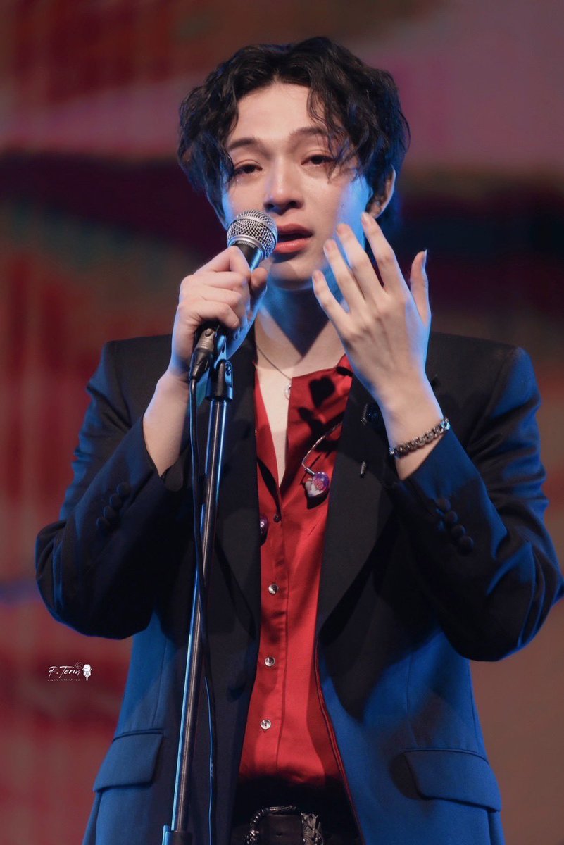 term_nutchara's tweet image. ผมไม่ร้องให้น้ำตาเปื้อนสูทหรอก…จ้าาา

#MissMeMissBSRD
#บาสเด็กอ้วนที่แท้จริง
#bbasjtr @basjtr