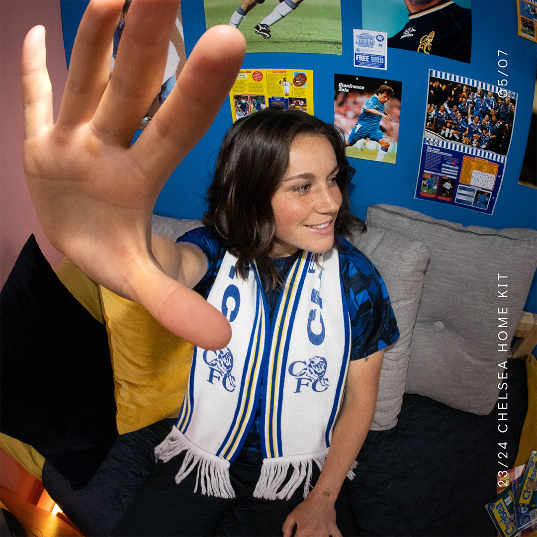 ChelseaFCW's tweet photo. Too. Much. Style. 🥵 

#ItsA90sThing #ThePrideOfLondon https://t.co/X6fzLEBfsq