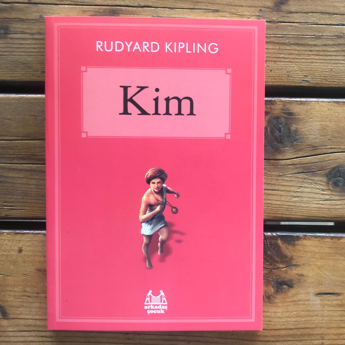 Yeni! Arkadaş Çocuk Klasikleri'nden Kim, Rudyard Kipling 96 sayfa  #kitapkurdu #kitap #çocukkitapları #çocukkitabıtavsiyesi #çocukkitabıönerisi #çocukklasikleri #arkadaşçocuk #klasikler #yenikitap #kitapaşkı #kitapokumak #kitapokuyorum #kitapsever #rudyardkipling #kim