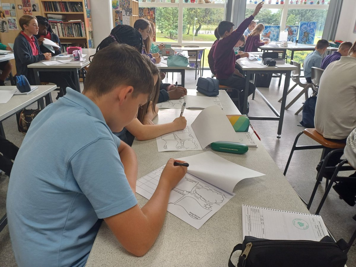 RODS_Transition's tweet image. First day is going well with so many happy and smiling faces! 

Students have spent the morning with their form tutors for an induction and are about to have their first &apos;proper&apos; lesson!

#resilience #Transition @Rodillian_Ac