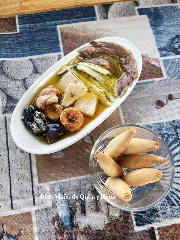 ¡Nuevo post! 🆕
😋 ¿Te gustan las anchoas?
🐟 Hoy te traemos un artículo que te va a apetecer mucho ponerte una rebanada de pan con unas anchoas.
🏭 Te contamos la historia de la fábrica más antigua de L’Escala.

▶️ bit.ly/3XJqOqG ◀️

#SpainTB 
<a href="/visitlescala/">L'Escala Turisme</a>