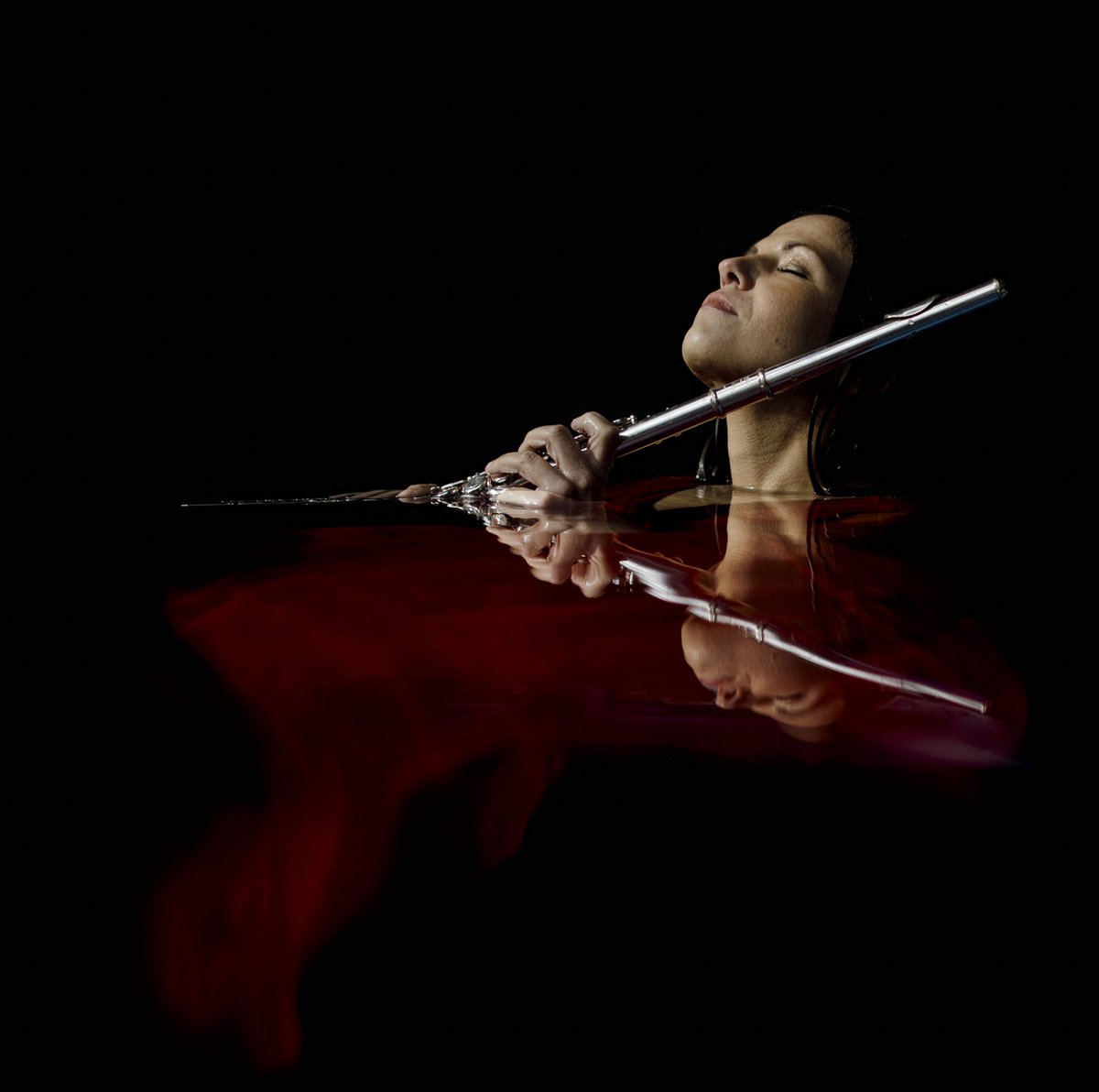 🗓️D'aquí a una setmana, la flautista <a href="/elisabet_franch/">Elisabet Franch</a> i el pianista <a href="/guinovartalbert/">Albert Guinovart</a> seran a Menorca presentant repertori de duet que també els portarà al Pirineu i, ja a mitjans d'agost, al Baix Empordà. No us els perdeu! 👇

Fotos d'Antoni Bofill i Igor Studio.