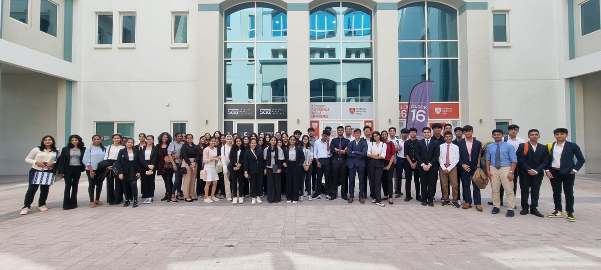 nmscareerguide's tweet image. Our largest cohort of over 57 students were a part of the @MiddlesexDubai #kickstartprogram. @gemsnms_alkhail students from Grades 10-12 and @GnmsIgcse explored different subjects and learnt key skills. Congrats Eshan on being felicitated with a voucher for a task well done!