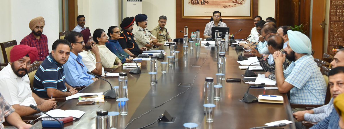 In line with directions of CM @BhagwantMann, took stock of situation due to heavy rains across the state in a meeting with administrative secretaries, DCs & SSPs. Rs. 33.50 Crore released,14 #NDRF teams deployed Top priority is safe evacuation of the people. @PunjabGovtIndia