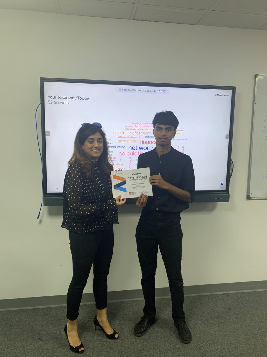 nmscareerguide's tweet image. Our largest cohort of over 57 students were a part of the @MiddlesexDubai #kickstartprogram. @gemsnms_alkhail students from Grades 10-12 and @GnmsIgcse explored different subjects and learnt key skills. Congrats Eshan on being felicitated with a voucher for a task well done!