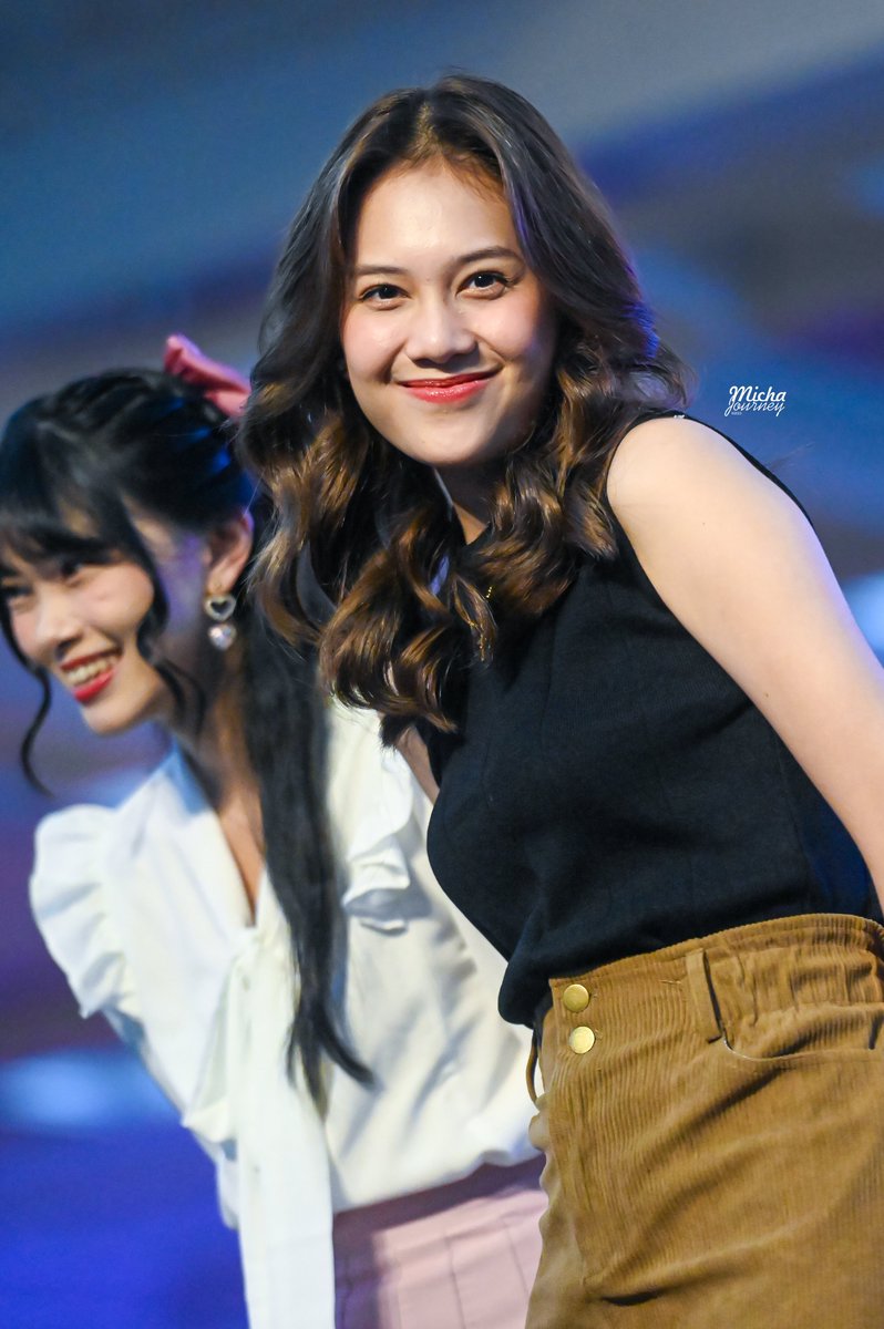 Life

<a href="/Y_ChikaJKT48/">BUKAN CHIKA</a>