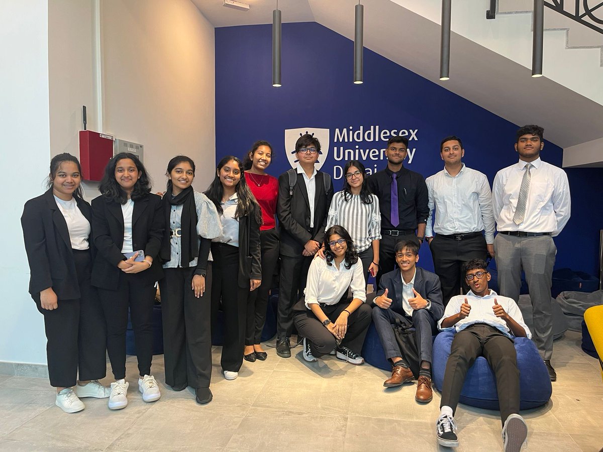 nmscareerguide's tweet image. Our largest cohort of over 57 students were a part of the @MiddlesexDubai #kickstartprogram. @gemsnms_alkhail students from Grades 10-12 and @GnmsIgcse explored different subjects and learnt key skills. Congrats Eshan on being felicitated with a voucher for a task well done!