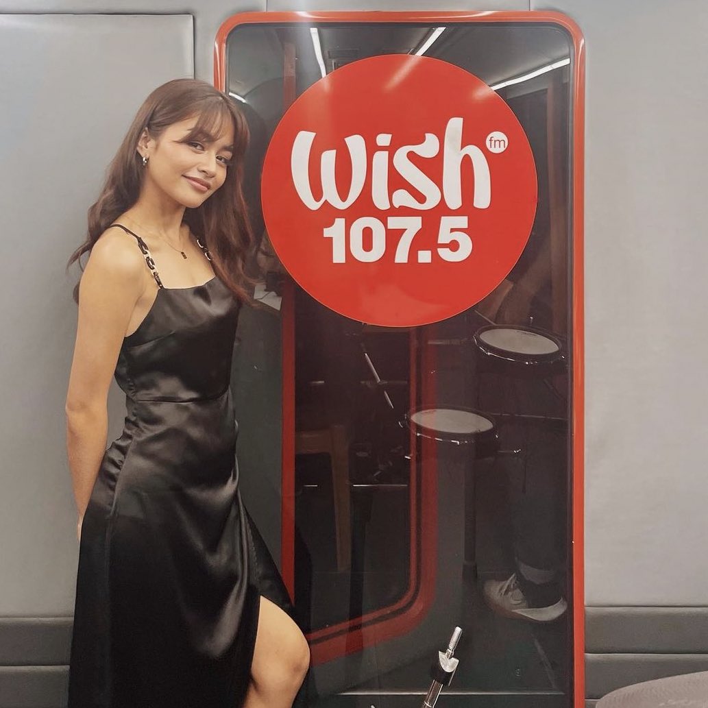 nuggeteria's tweet photo. matapang to dalawang isip era! sa susunod ulit beshy @wish1075! tysm for having @vivoree again! 

WISHBUS DalawangIsip
#Vivoree https://t.co/5xl8anHxHF