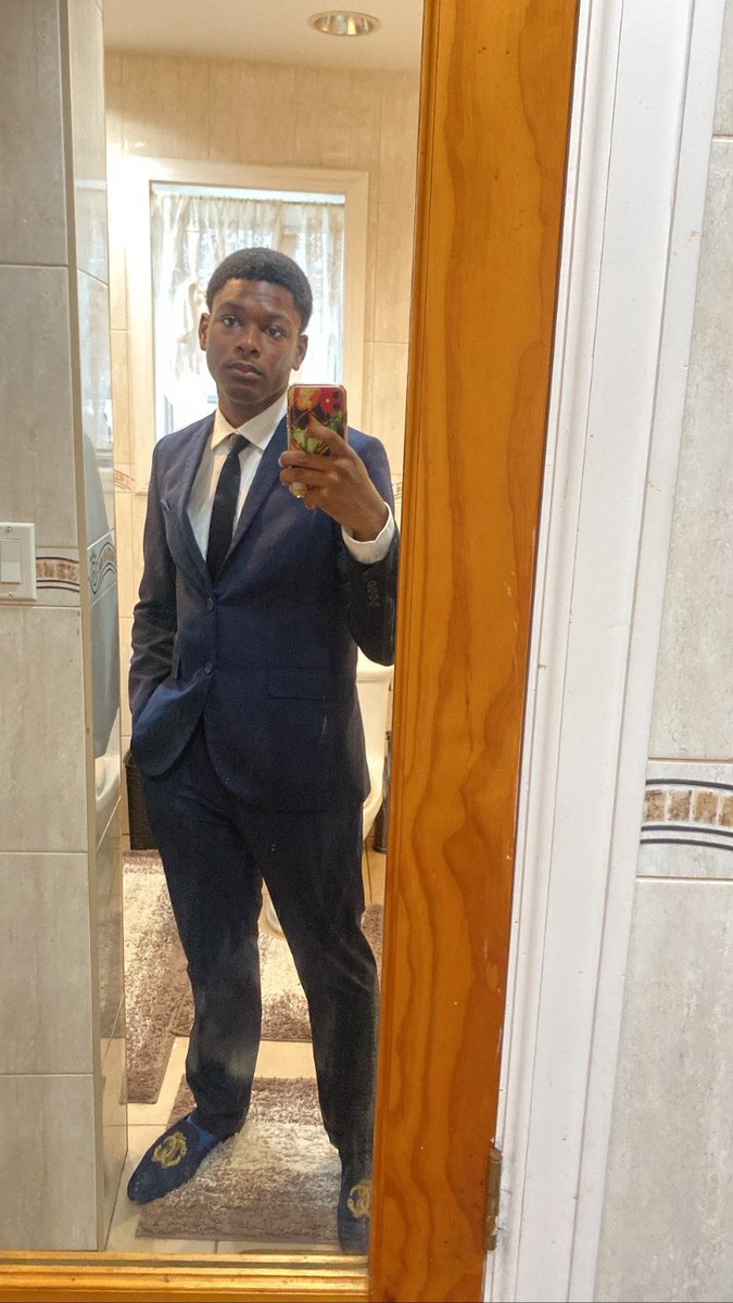 p0wer_up1's tweet photo. I got a job 😁,  I wear suits now 😁 https://t.co/ZDN0S7N4JZ