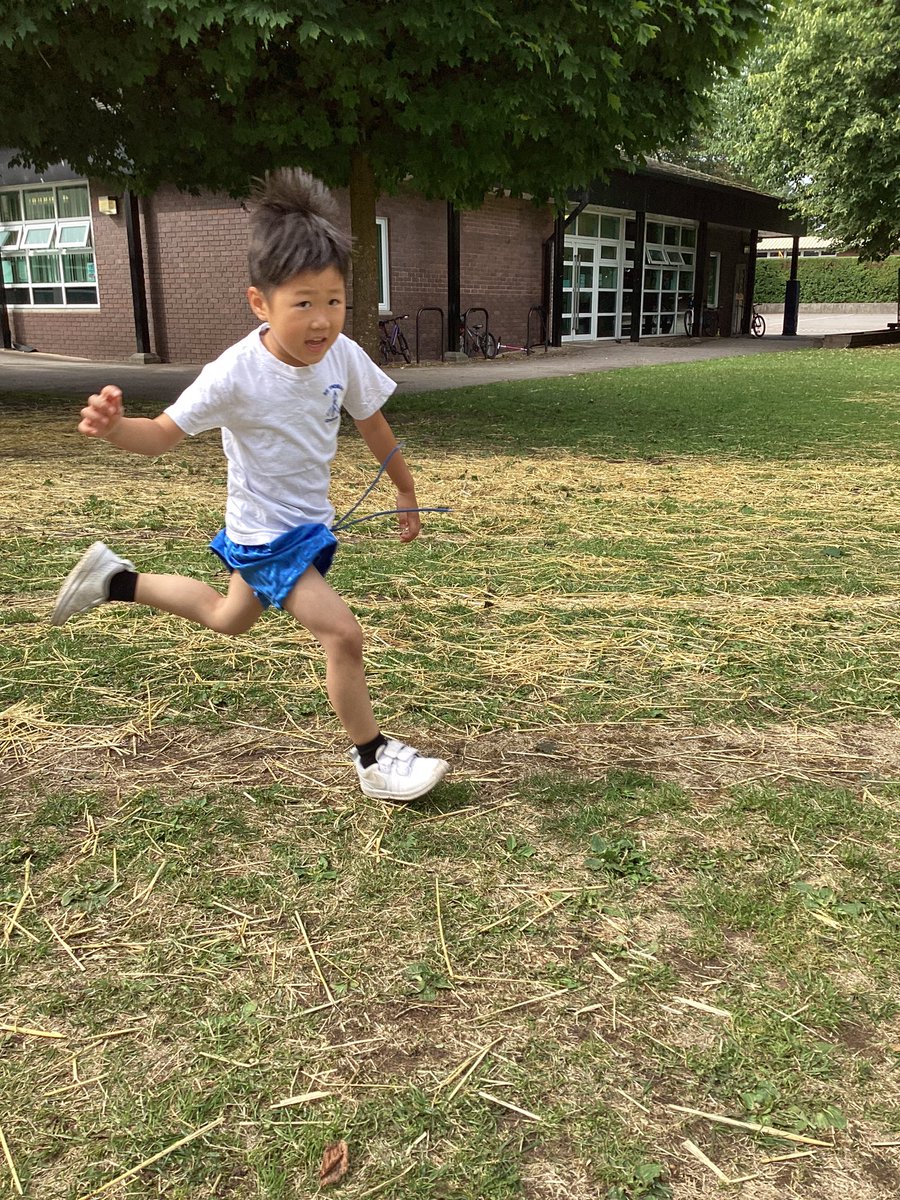 stthomas_cofe's tweet image. Reception loved taking part in races this morning 🏃‍♀️🏃🏃‍♂️ #mondaymovement #eyfsphysicaldevelopment