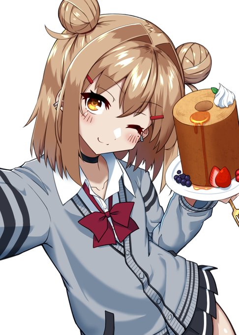 「今日は～!このクソデカバウムクーヘン食べまーす!」
自撮りのうちの子 