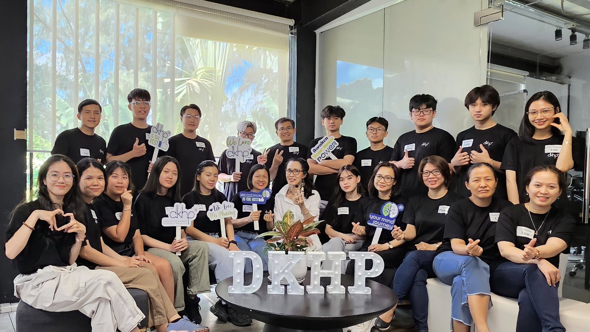 Officience tweet media