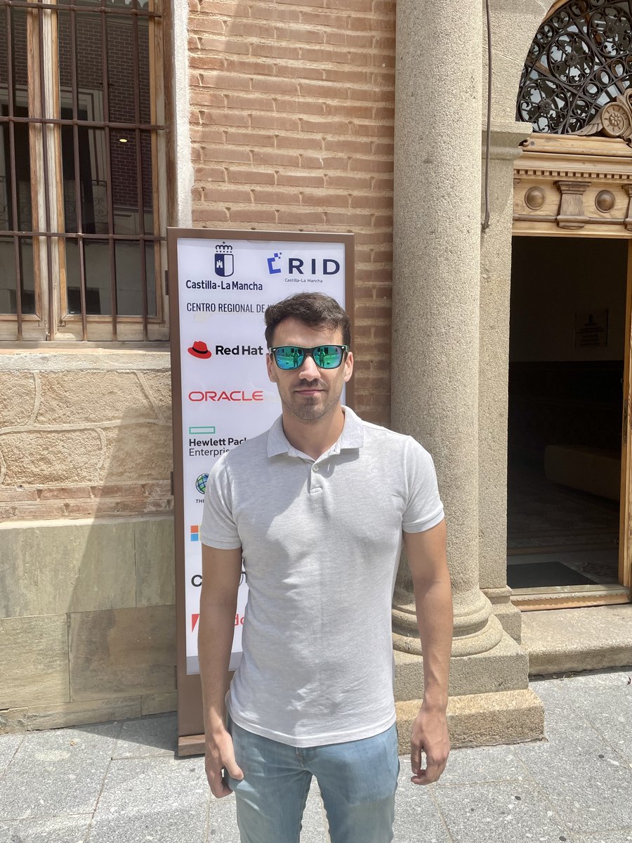 HPECDS_ES's tweet photo. Continuamos con el área de Communication Technology Group, a la que también se han unido Jorge, Jhair, José Israel y Rosa María. 🤓

#WeAreHiring #ShapingTheFutureWithCDS #beCDS #verano #talento #trabajo #ofertasdeempleo https://t.co/96XA6pxHV8