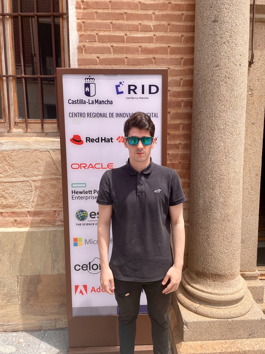 HPECDS_ES's tweet photo. Continuamos con el área de Communication Technology Group, a la que también se han unido Jorge, Jhair, José Israel y Rosa María. 🤓

#WeAreHiring #ShapingTheFutureWithCDS #beCDS #verano #talento #trabajo #ofertasdeempleo https://t.co/96XA6pxHV8